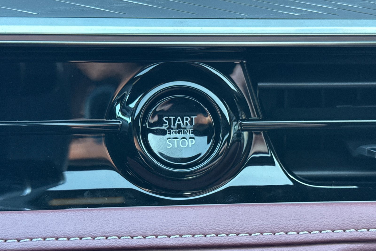 New 2026 INFINITI QX80 Autograph w/ Premium Cargo Package image 25