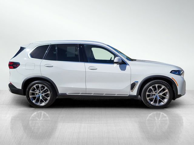 Used 2024 BMW X5 xDrive40i w/ Premium Package image 4
