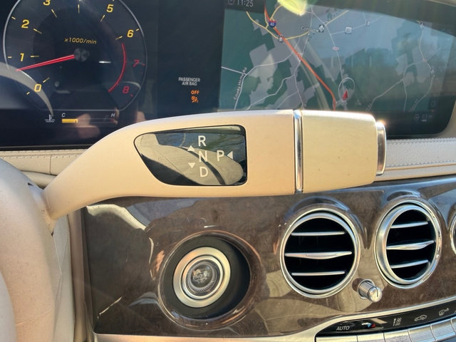 Used 2020 Mercedes-Benz S 560 Sedan image 31