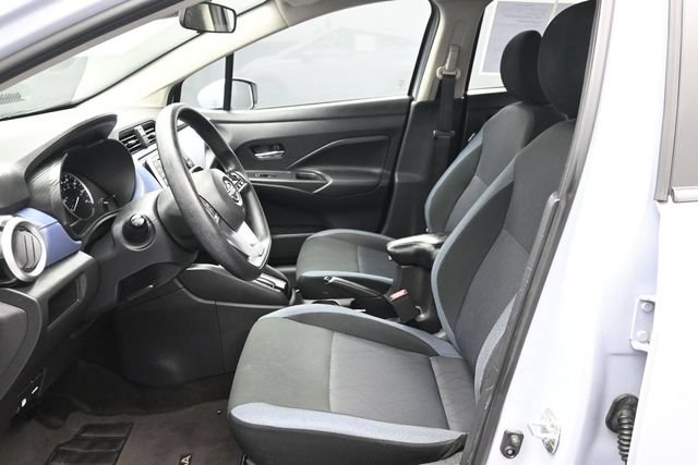 Used 2024 Nissan Versa SV FWD image 6
