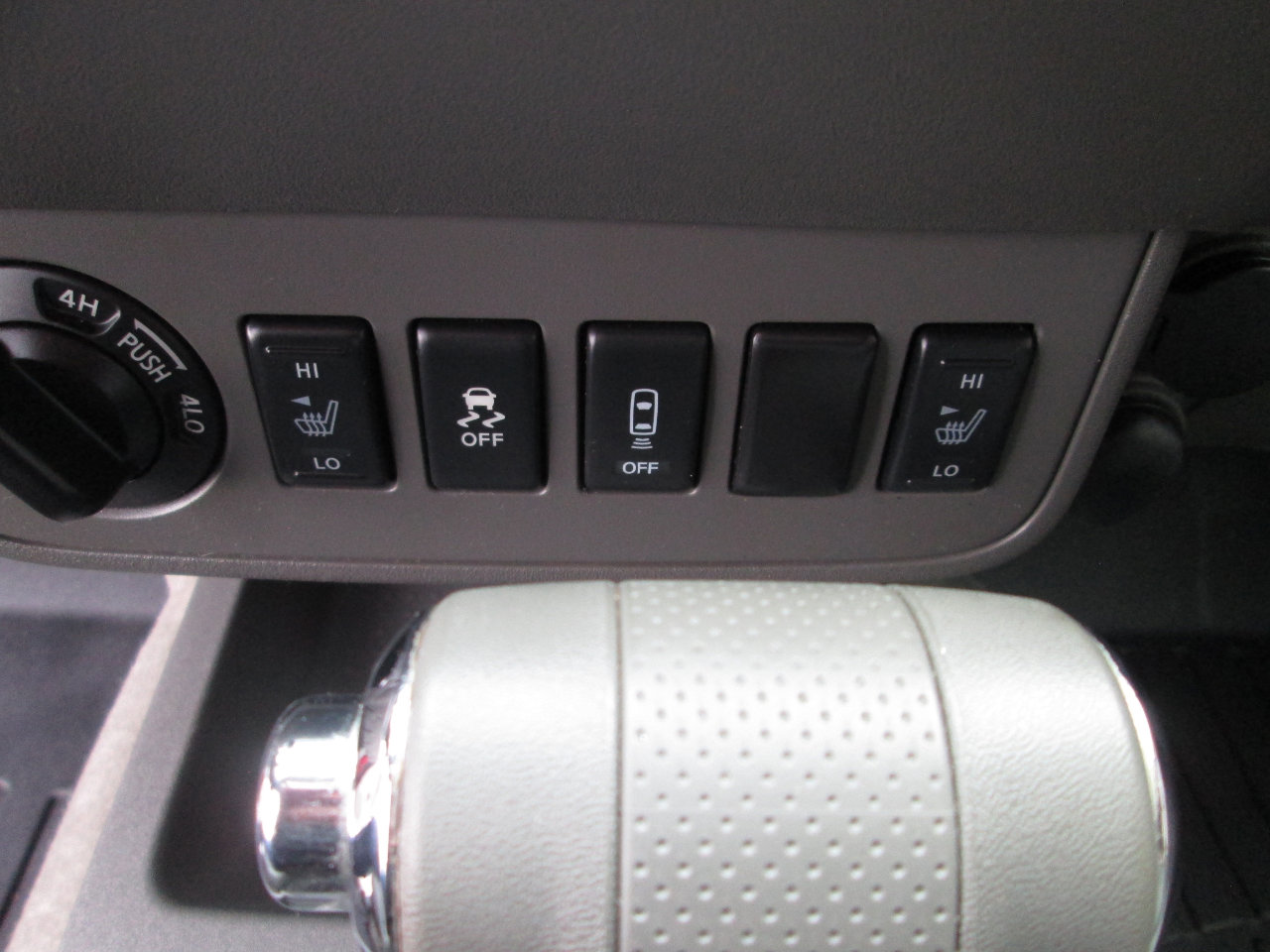 Used 2015 Nissan Frontier SV w/ SV Value Truck Package image 20