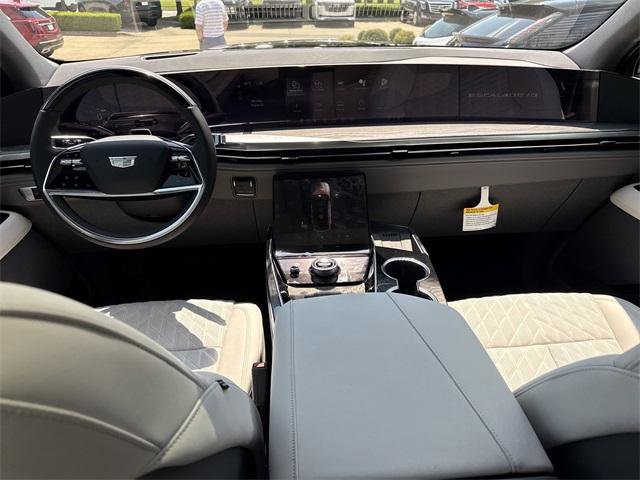 New 2026 Cadillac Escalade IQ Sport 1 w/ LPO, Floor Liner Package image 18