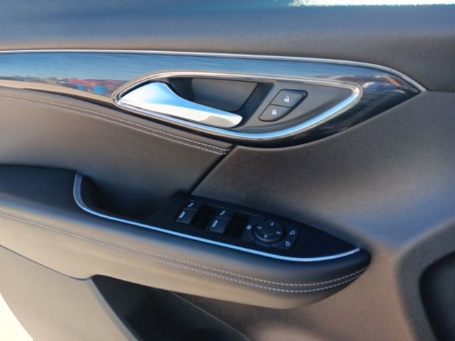 Used 2022 Buick Envision Preferred image 15