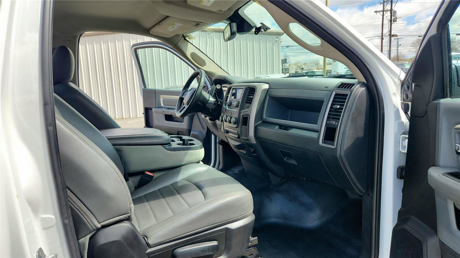 Used 2016 RAM 2500 Tradesman w/ Power & Remote Entry Group image 19