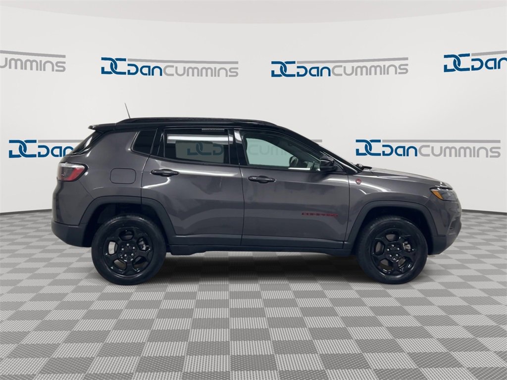 Used 2023 Jeep Compass Trailhawk image 9