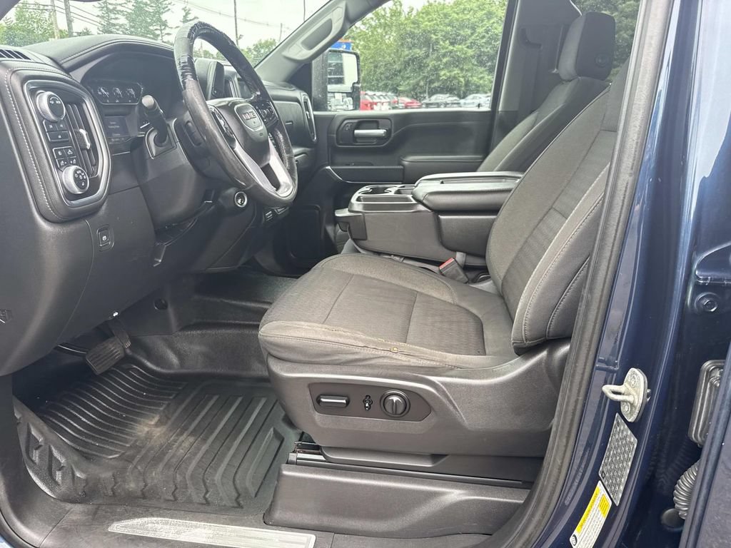 Used 2020 GMC Sierra 2500 SLE w/ SLE Value Package; AWD/4WD image 18