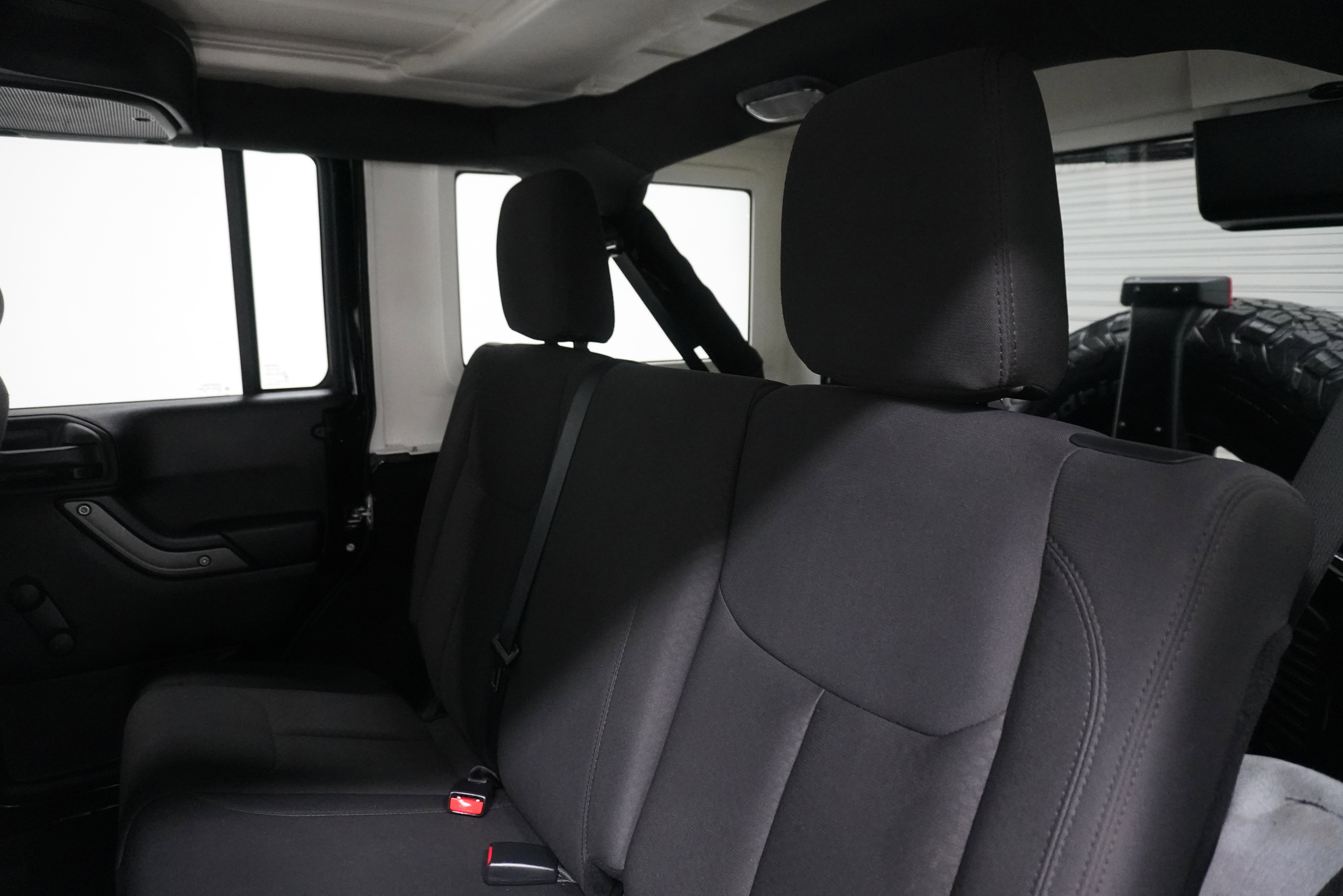 Used 2015 Jeep Wrangler Unlimited Sport w/ Connectivity Group image 14