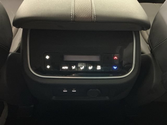 New 2026 Nissan Armada SL w/ Captain's Chari Seat Package image 12