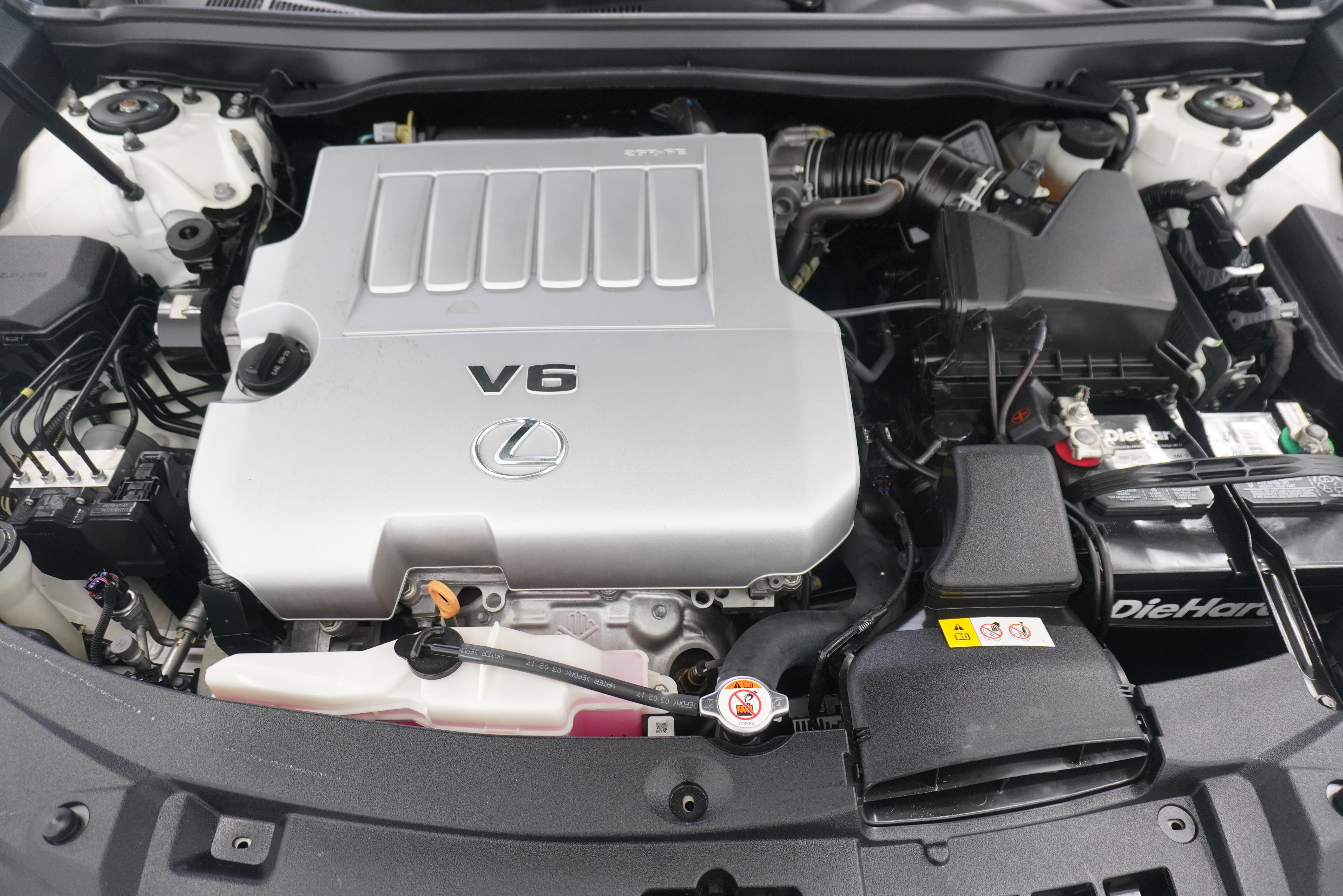 Used 2018 Lexus ES 350 w/ Luxury Package w/Wood Trim FWD image 37