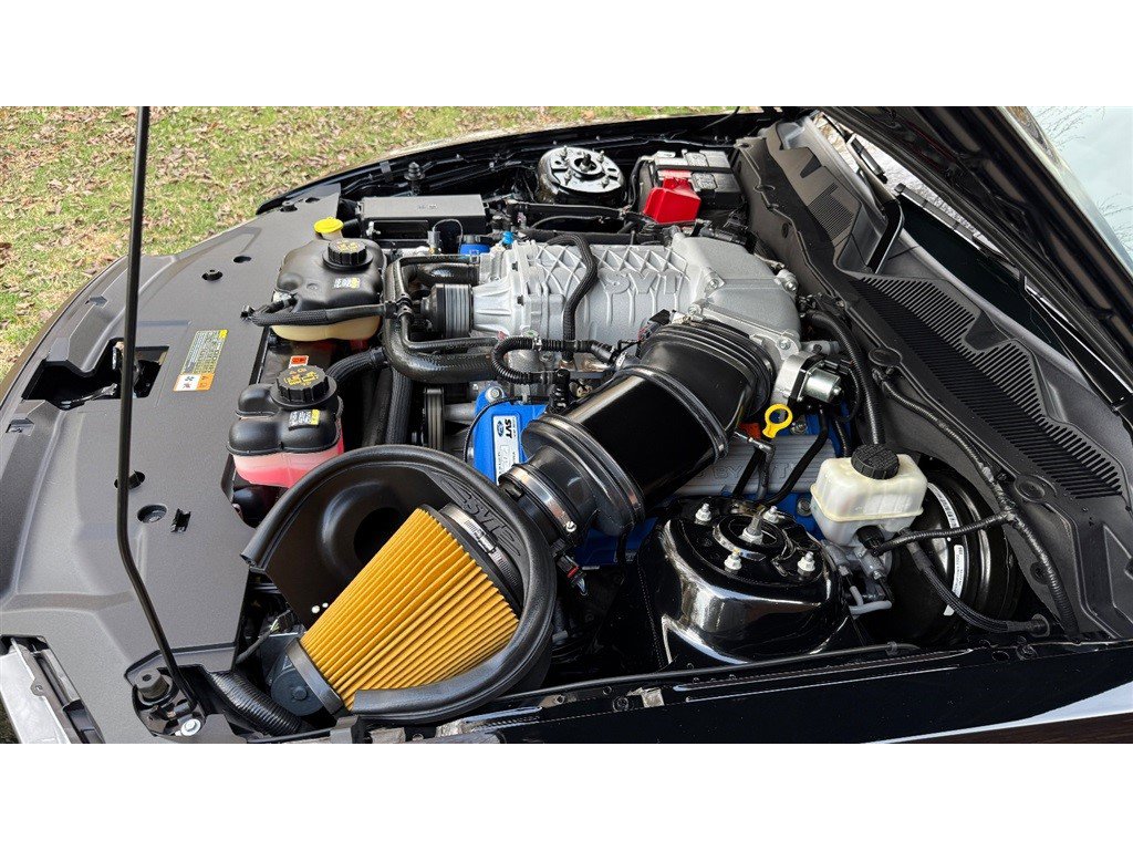 Used 2013 Ford Mustang Shelby GT500 RWD image 81