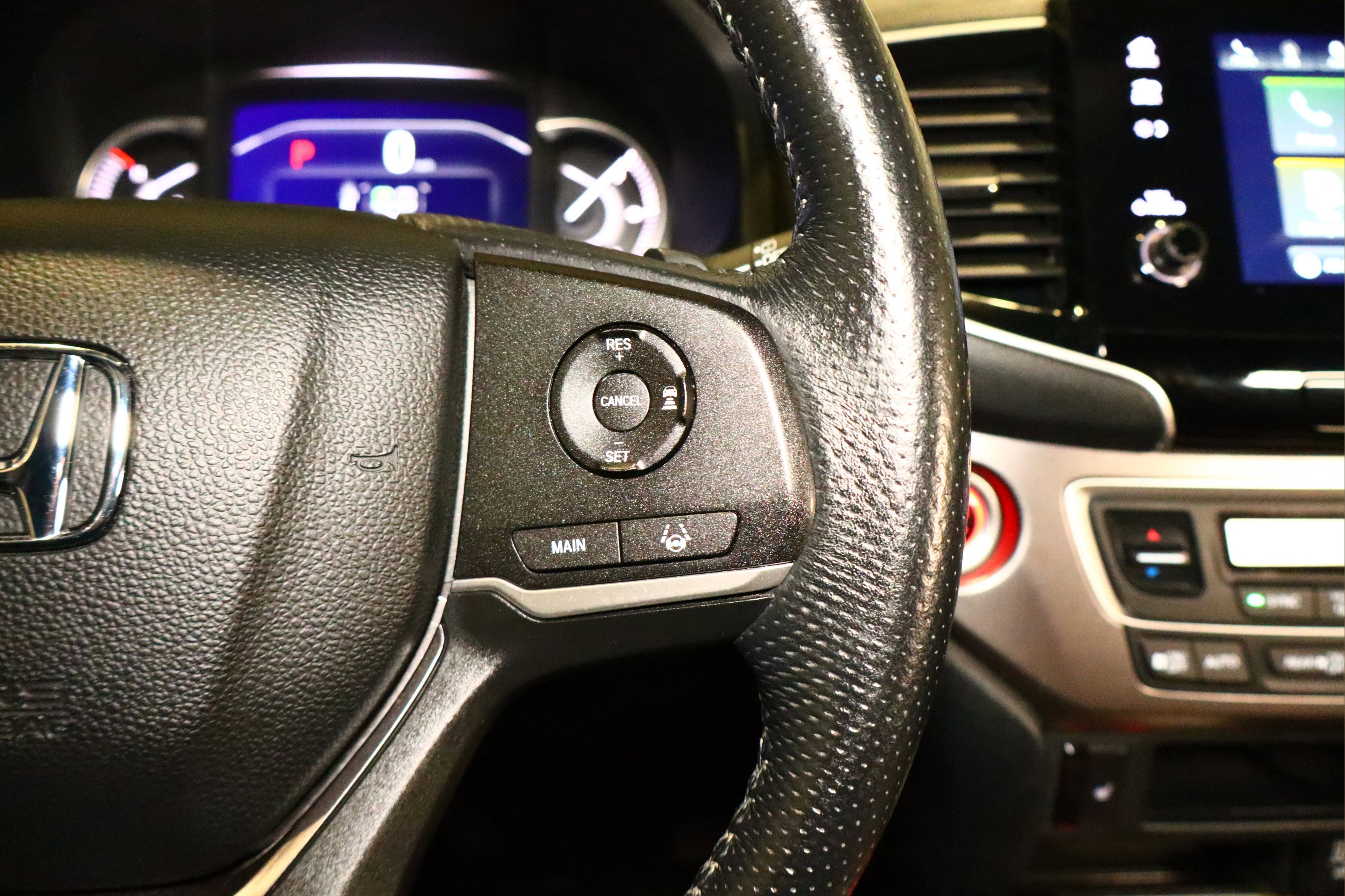 Used 2023 Honda Passport EX-L image 12