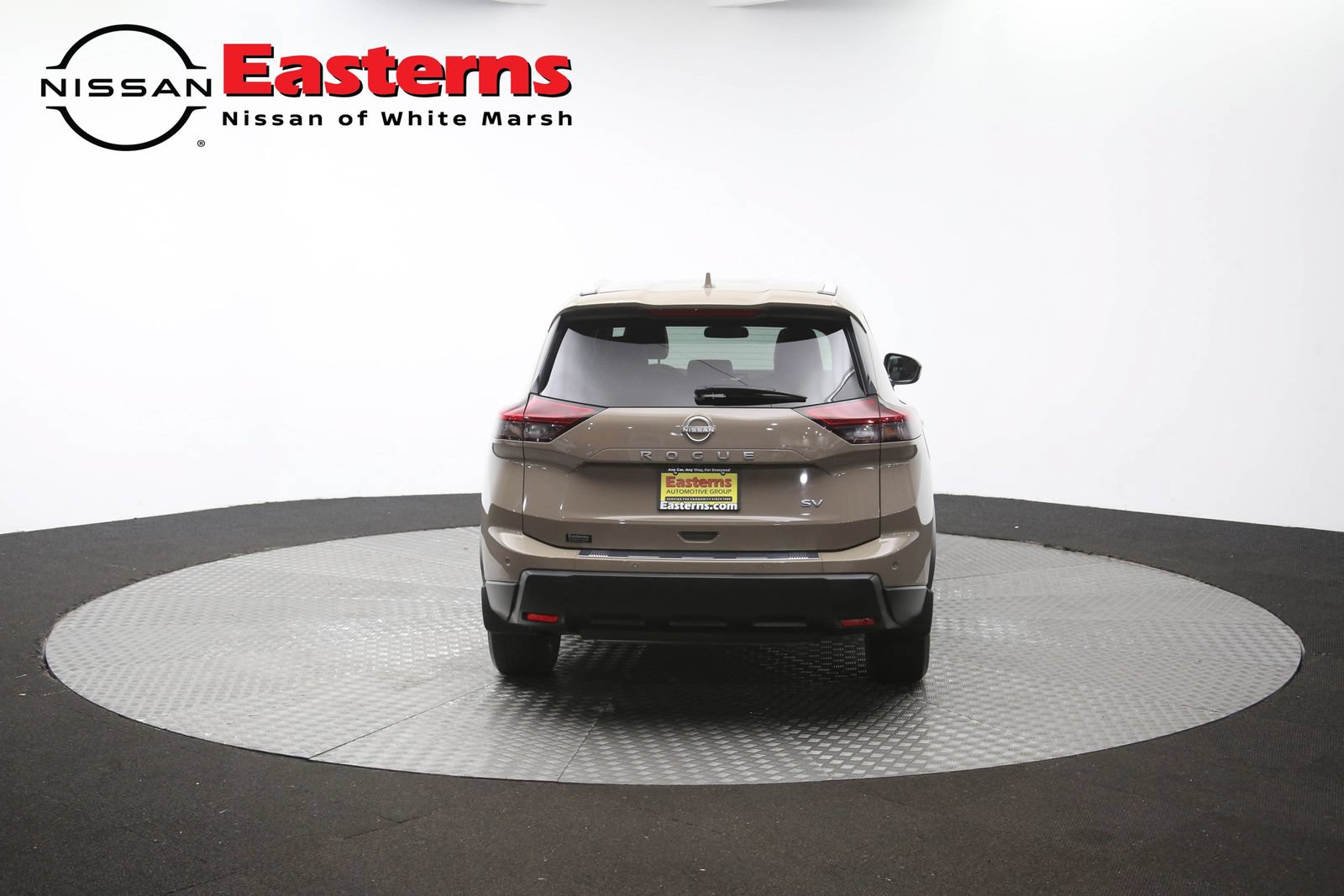 Used 2024 Nissan Rogue SV w/ SV Premium Package FWD image 36