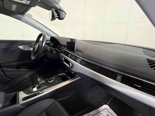 Used 2017 Audi A4 2.0T Premium FWD image 31
