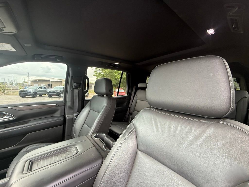 Used 2021 Chevrolet Tahoe LT w/ LT Signature Package RWD image 7