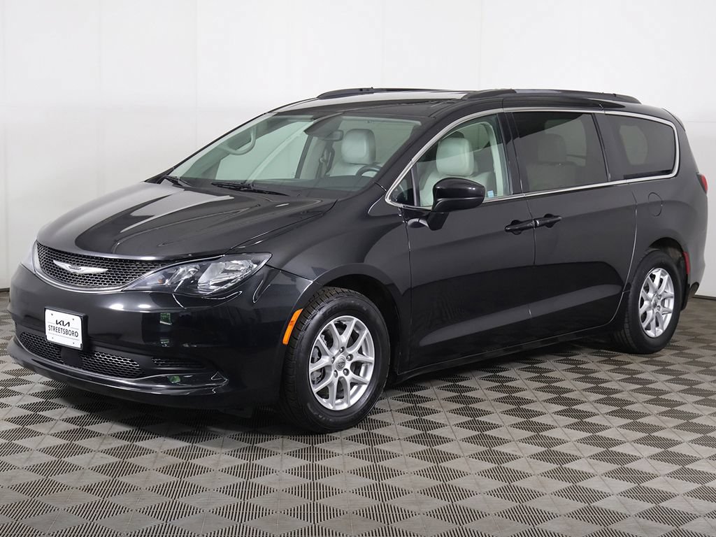 Used 2021 Chrysler Voyager Lxi FWD image 5