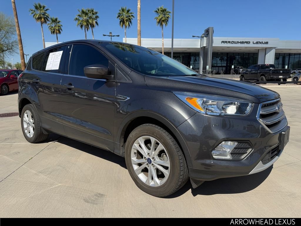 Used 2017 Ford Escape SE image 8