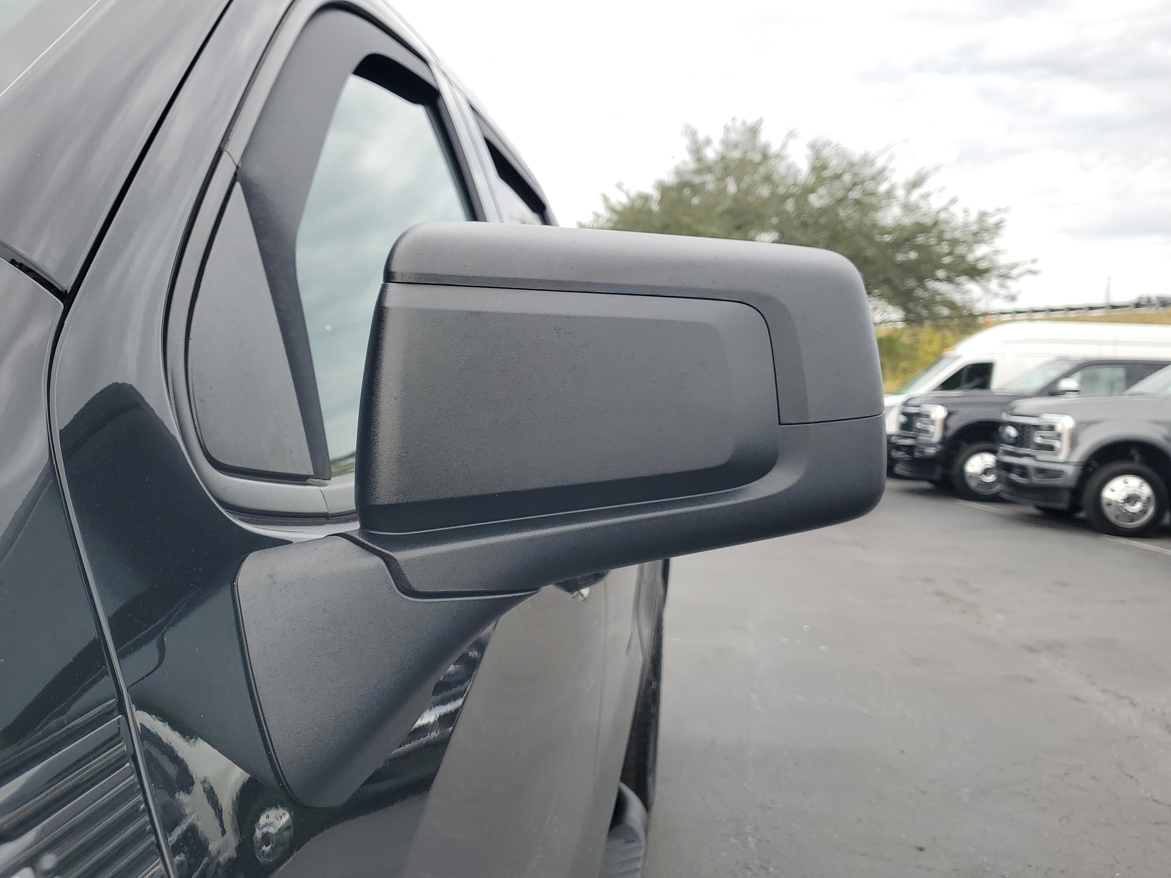 Used 2023 GMC Sierra 1500 Elevation image 4