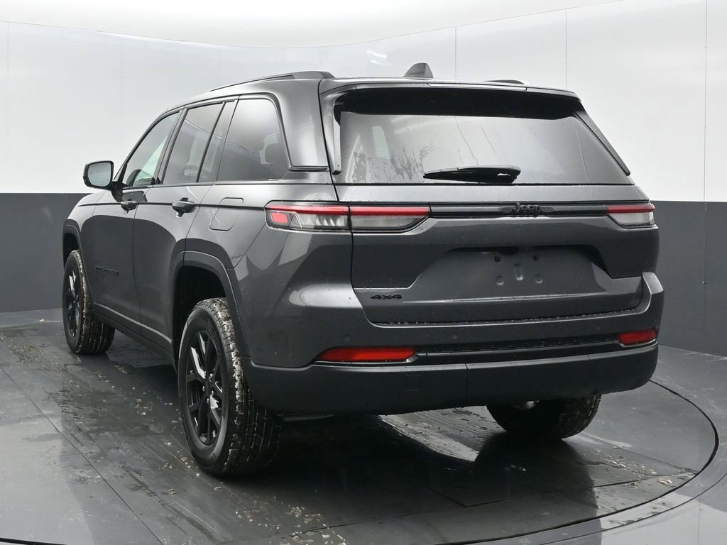 New 2025 Jeep Grand Cherokee Altitude image 6