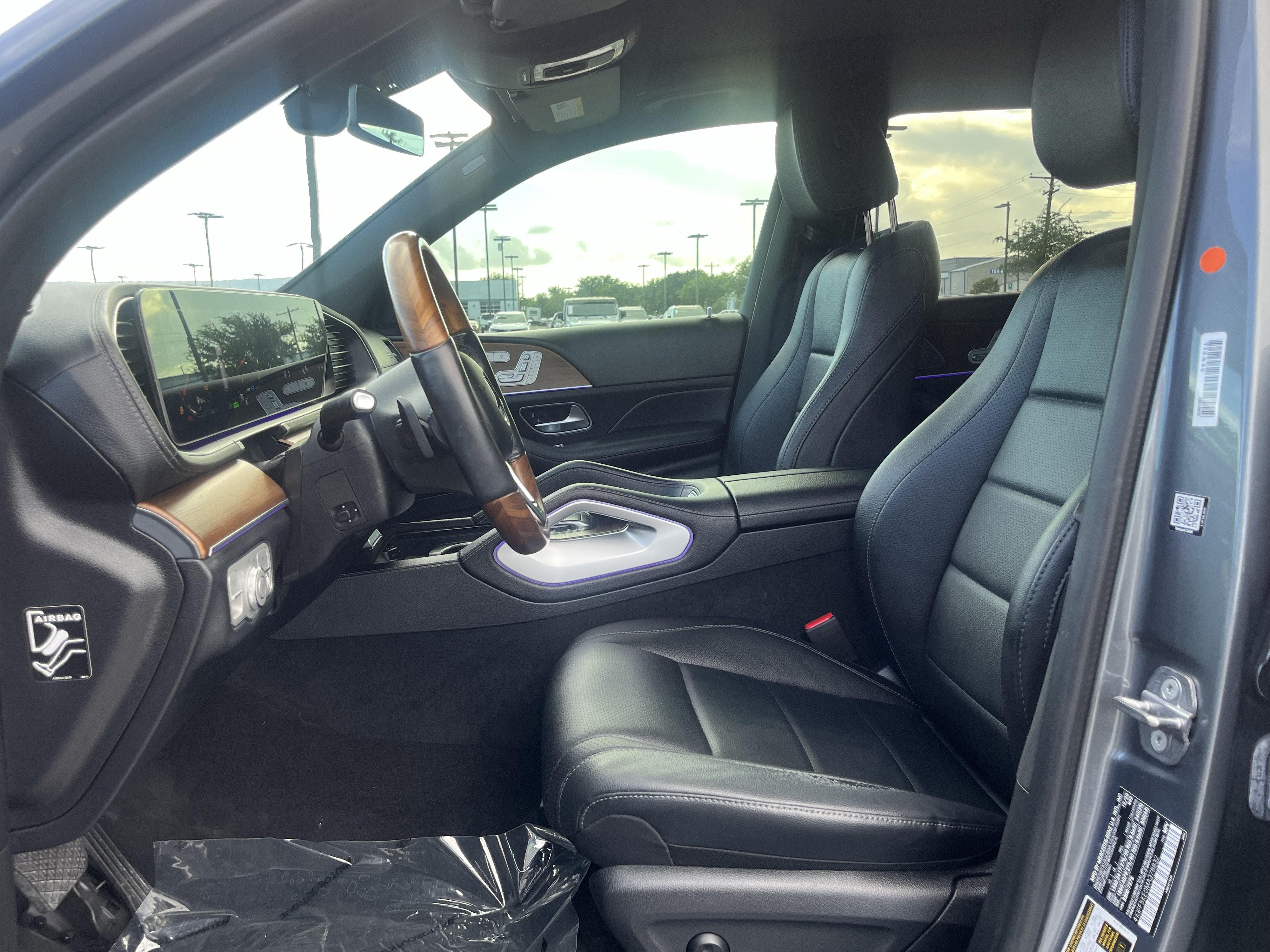 Used 2021 Mercedes-Benz GLS 450 4MATIC image 29