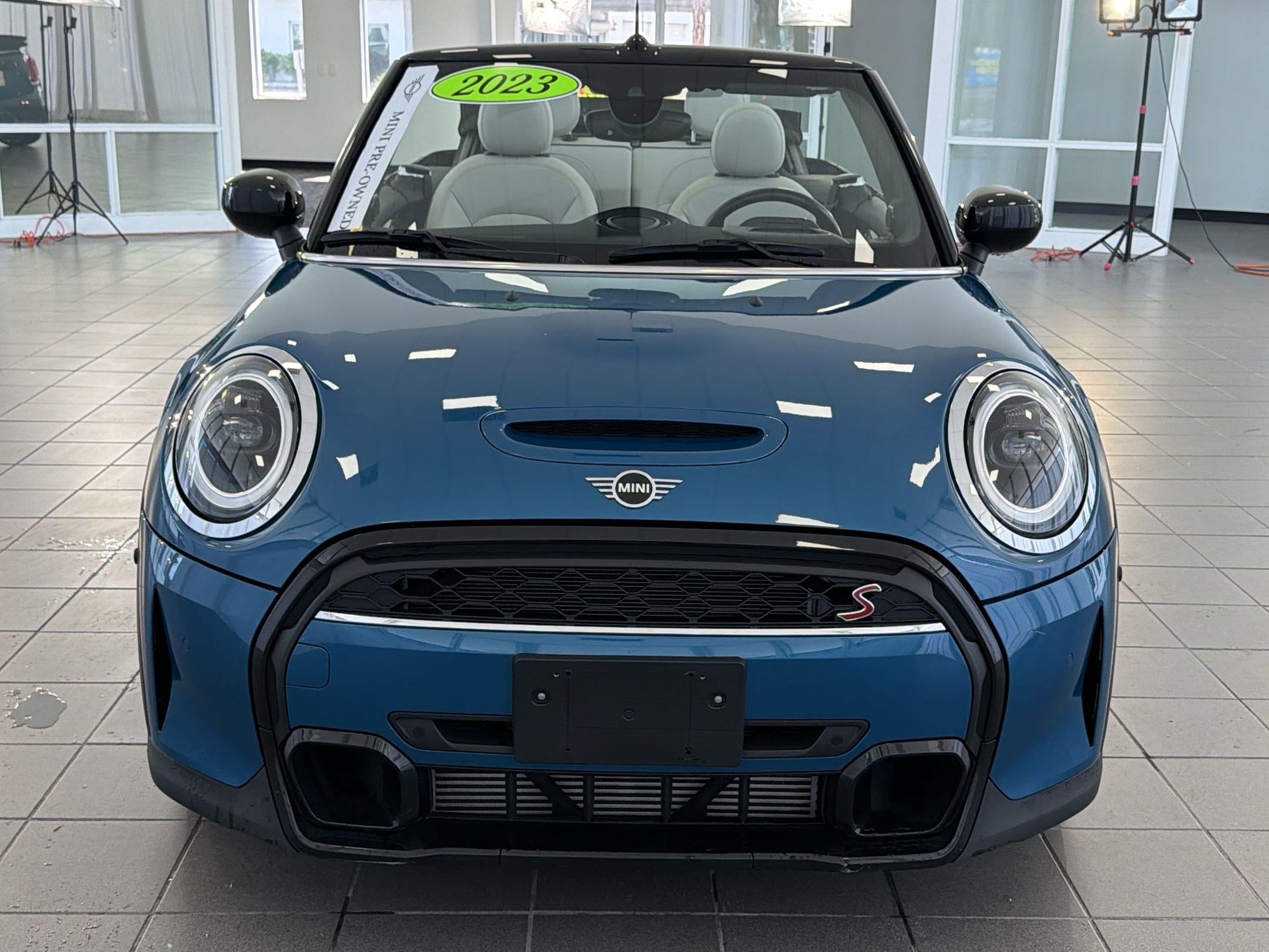 Certified 2023 MINI Cooper S image 6
