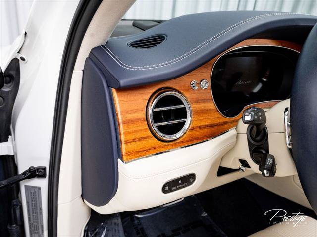 Used 2024 Bentley Bentayga AWD/4WD image 22