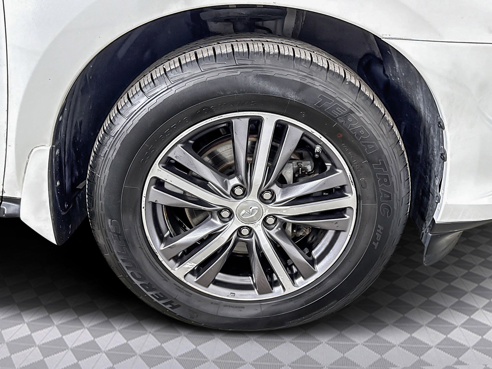 Used 2018 INFINITI QX60 AWD w/ Premium Plus Package image 31