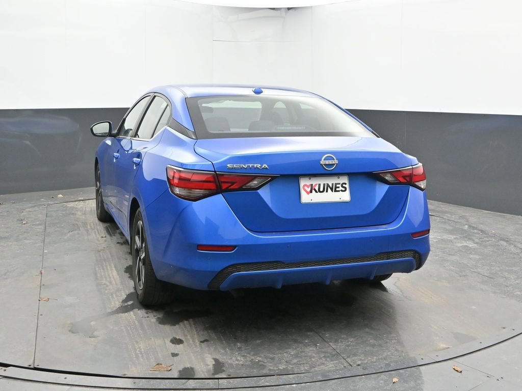 Used 2025 Nissan Sentra SV FWD image 10