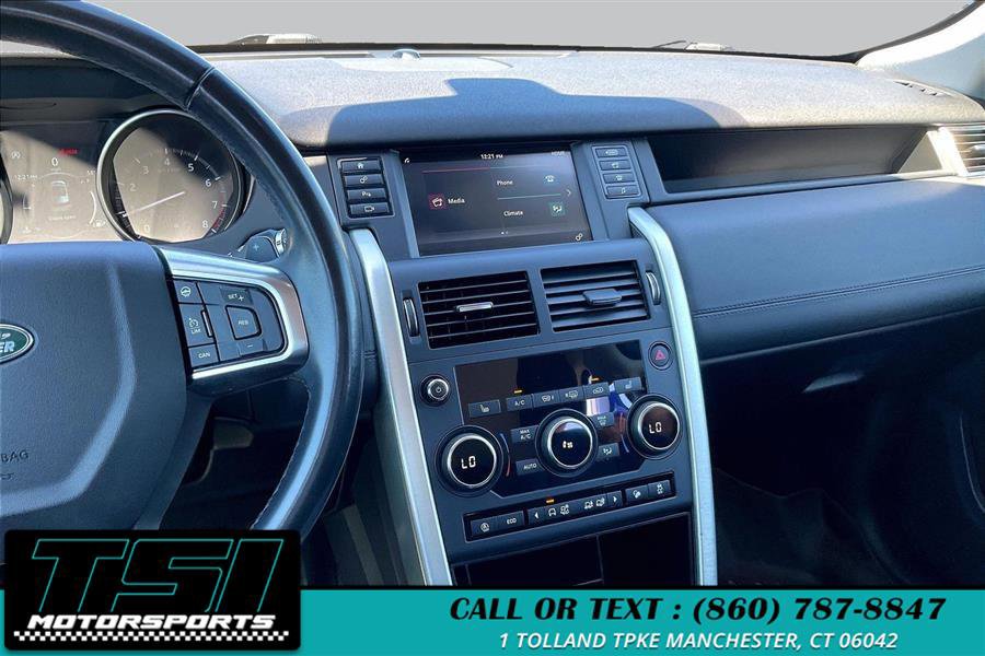 Used 2019 Land Rover Discovery Sport SE AWD/4WD image 6
