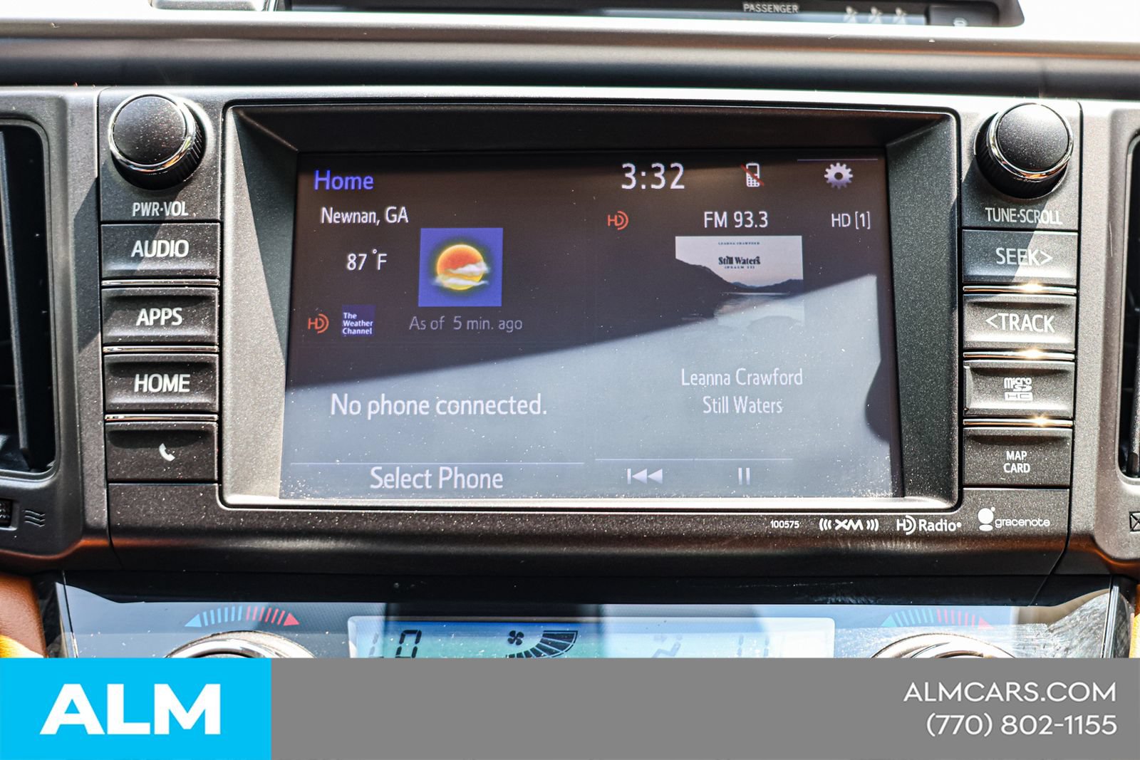 Used 2018 Toyota RAV4 Limited FWD image 29