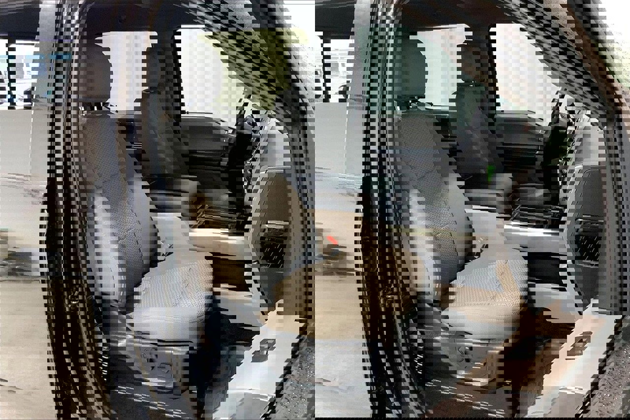 Used 2019 Ford F150 XLT w/ Equipment Group 302A Luxury image 16