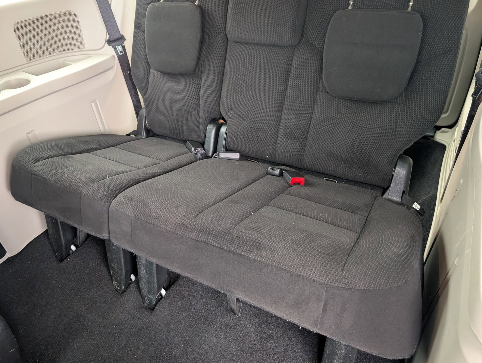 Used 2015 Dodge Grand Caravan SE w/ Quick Order Package 29E SE image 16