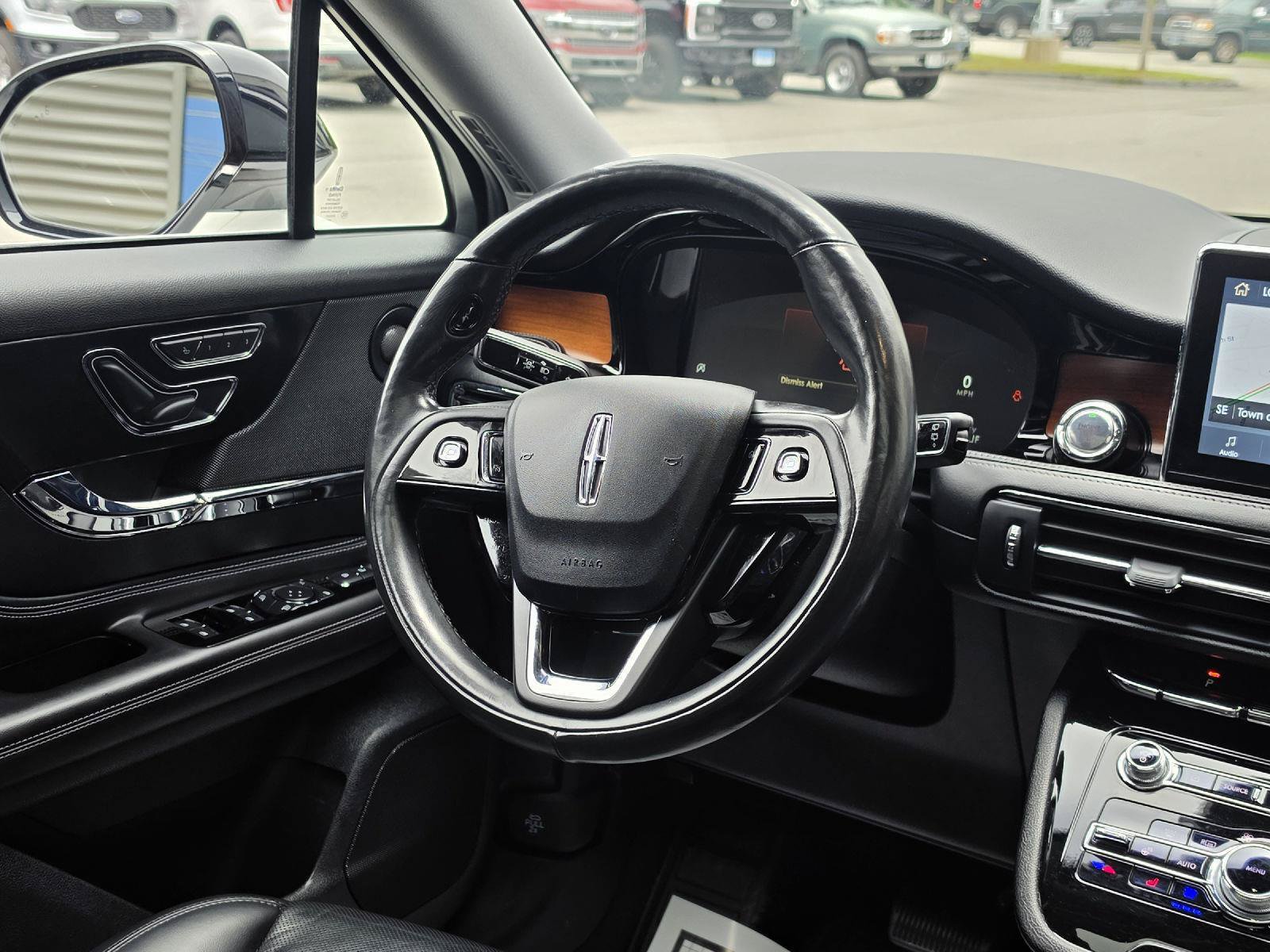 Used 2021 Lincoln Corsair Reserve w/ Equipment Group 201A AWD/4WD image 15
