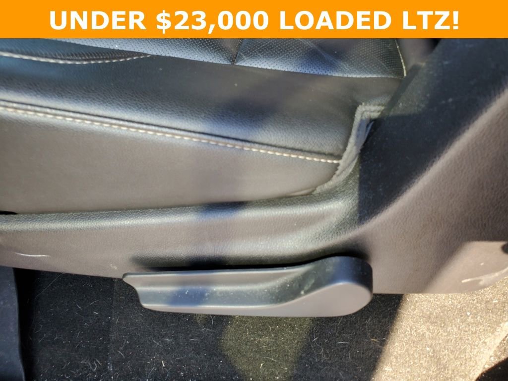 Used 2016 Chevrolet Suburban LTZ image 11