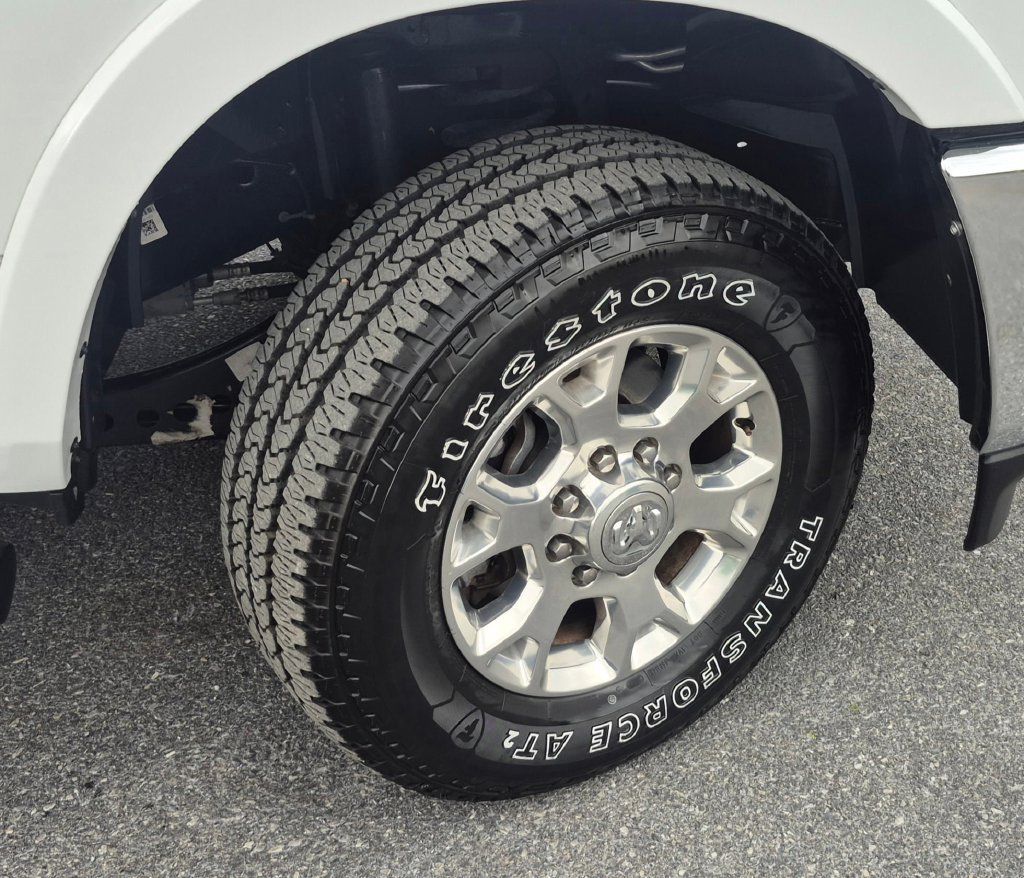 Used 2022 RAM 2500 Laramie AWD/4WD image 3