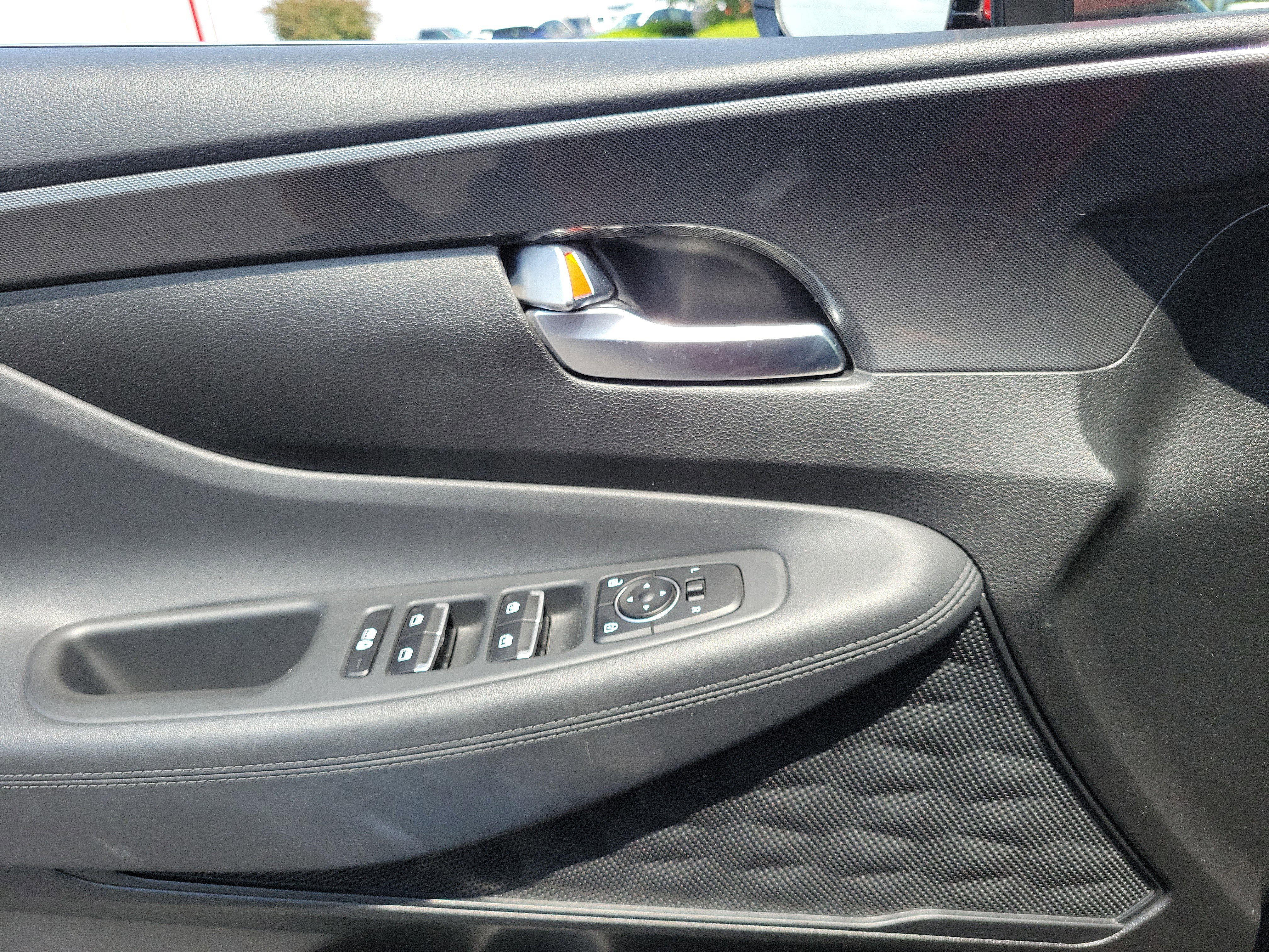 Used 2021 Hyundai Santa Fe SEL w/ Convenience Package FWD image 17