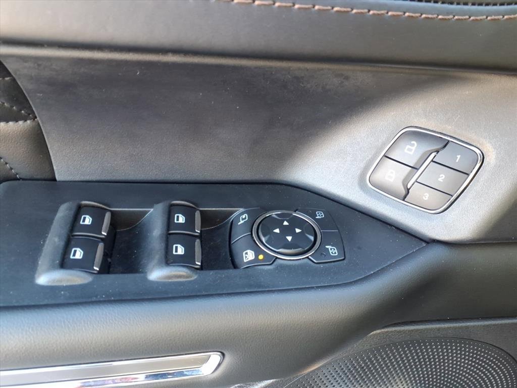 Used 2020 Ford Expedition Platinum image 18