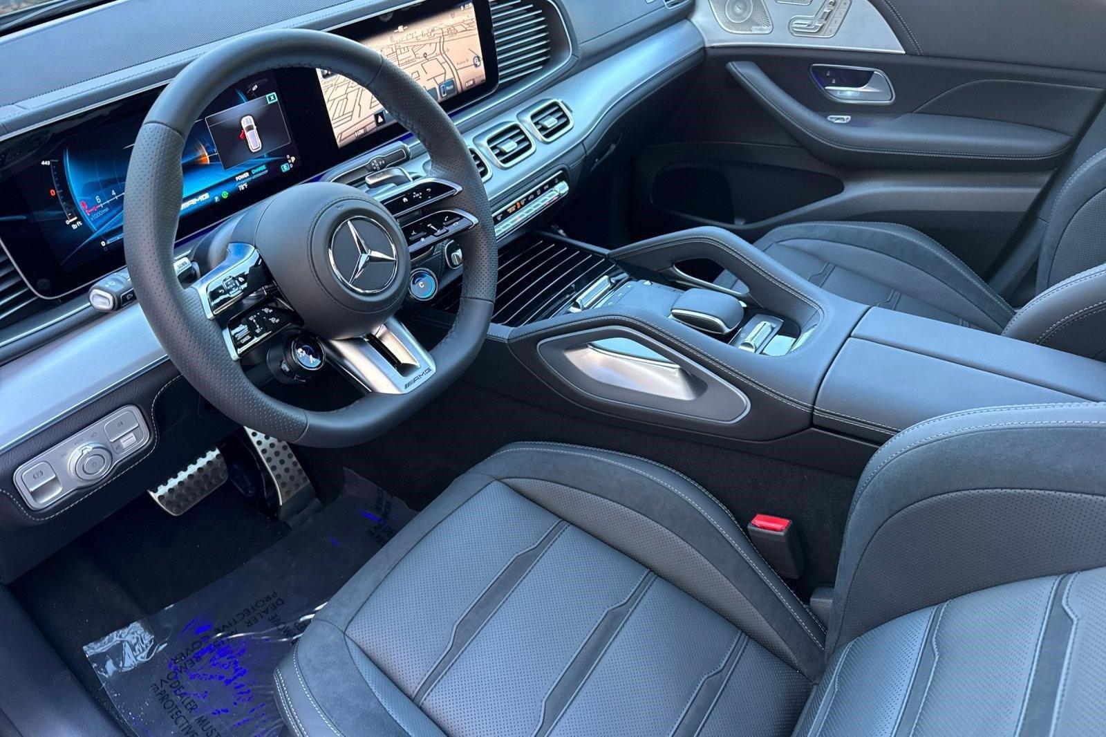Used 2025 Mercedes-Benz GLE 53 AMG 4MATIC image 3