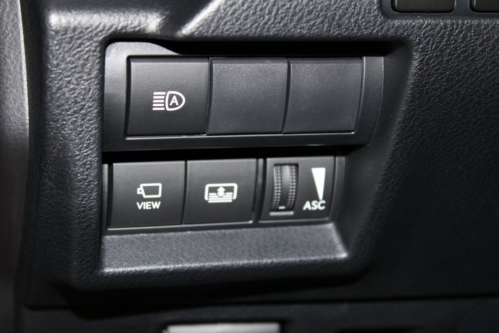 Used 2025 Lexus IS 350 F Sport image 11