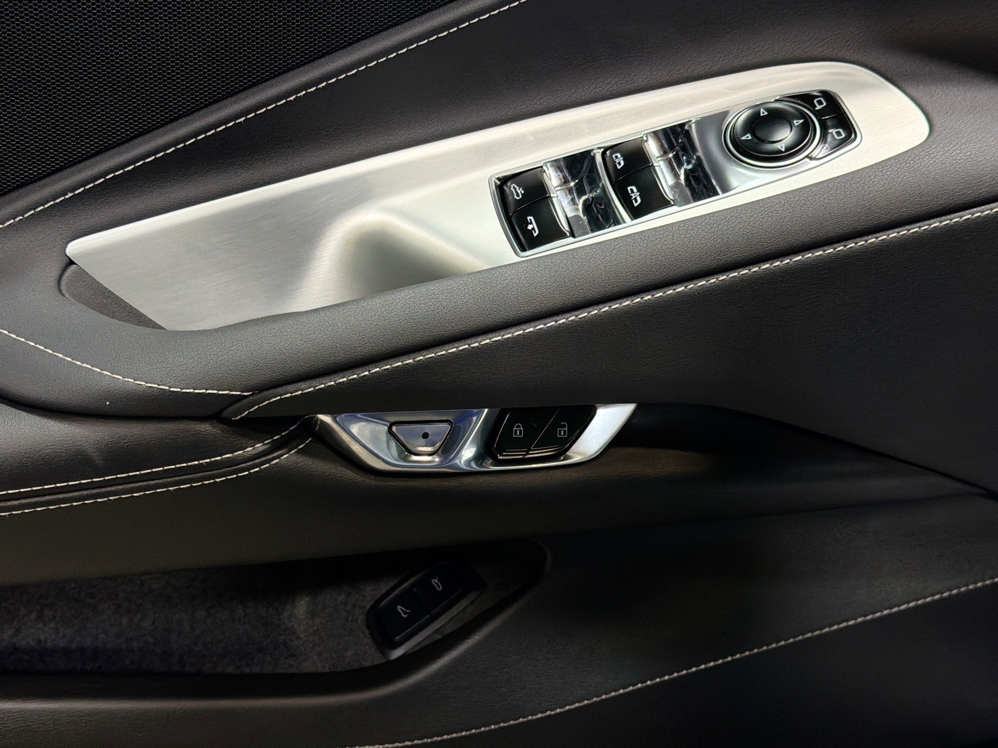 Used 2025 Chevrolet Corvette Z06 image 19