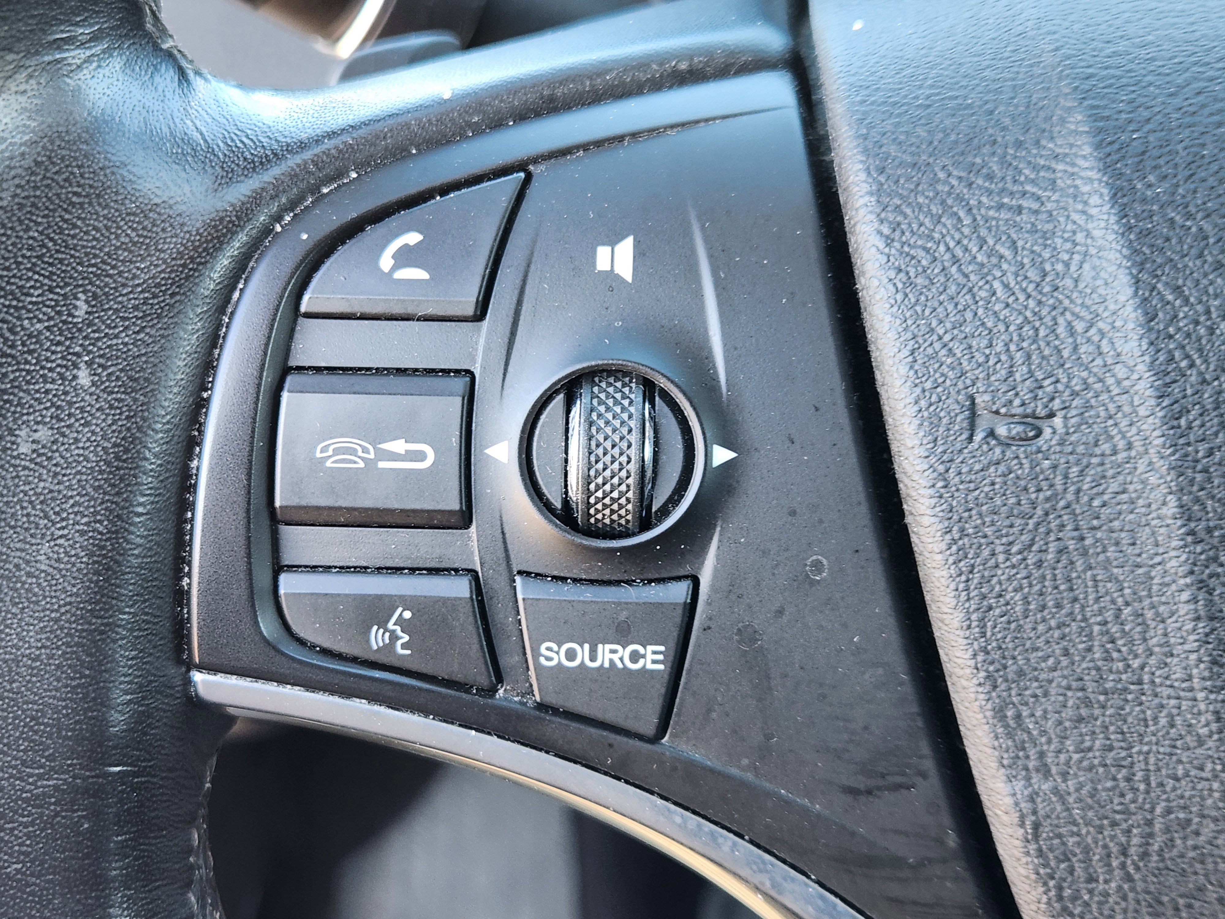 Used 2020 Acura MDX SH-AWD w/ Technology Package image 24