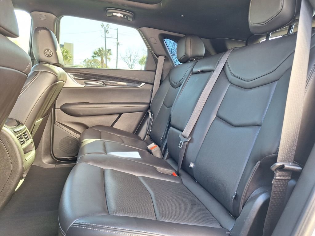 Used 2023 Cadillac XT5 Premium Luxury image 25
