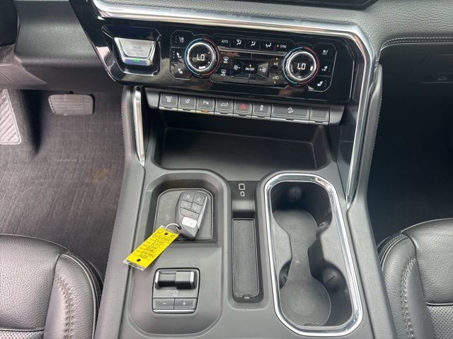 Used 2024 GMC Sierra 2500 Denali w/ Denali Reserve Package image 10