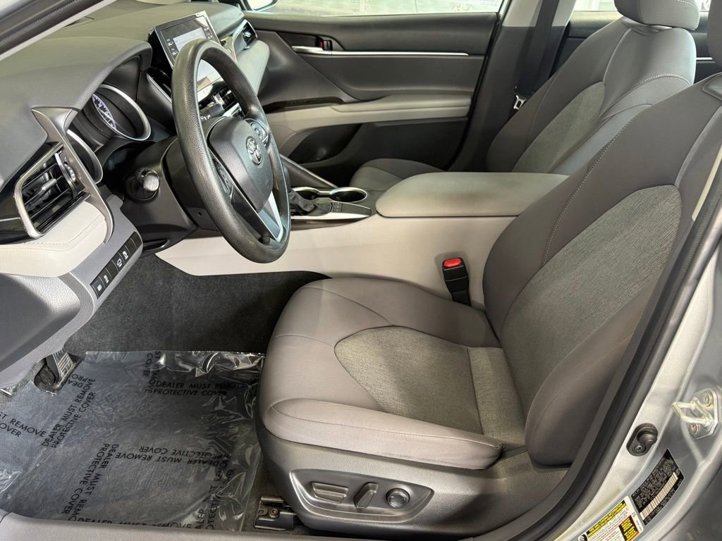 Certified 2022 Toyota Camry LE image 20
