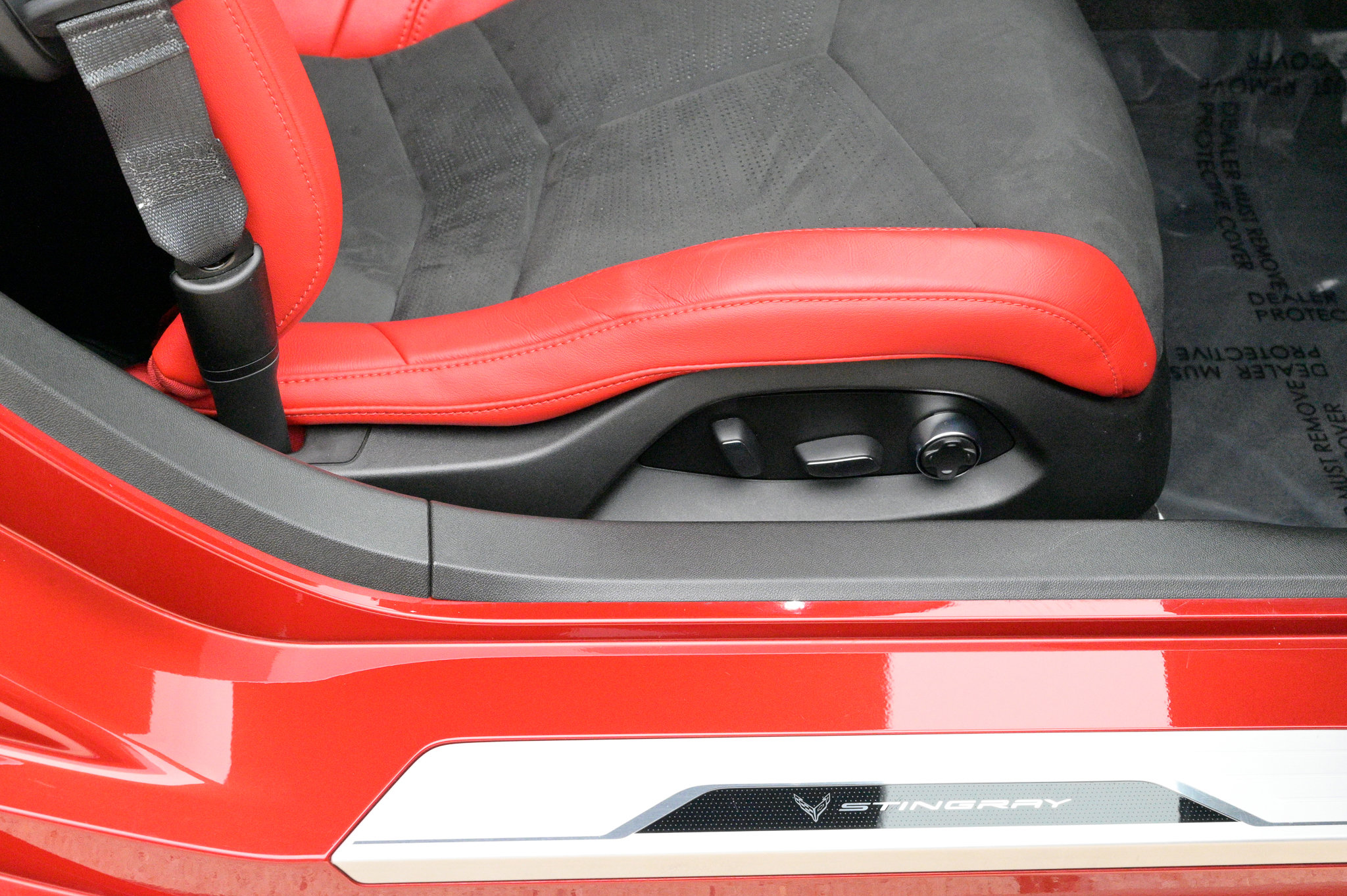 Used 2022 Chevrolet Corvette Stingray Premium Conv w/ Z51 Performance Package image 38