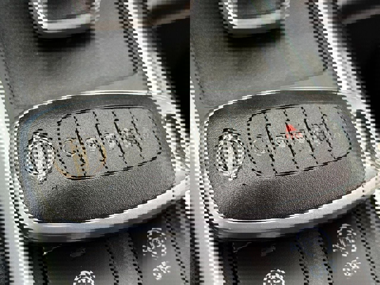 Certified 2025 Nissan Pathfinder SL image 41