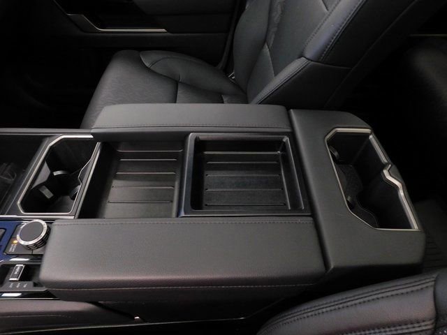 Used 2025 Toyota Tundra Limited image 34