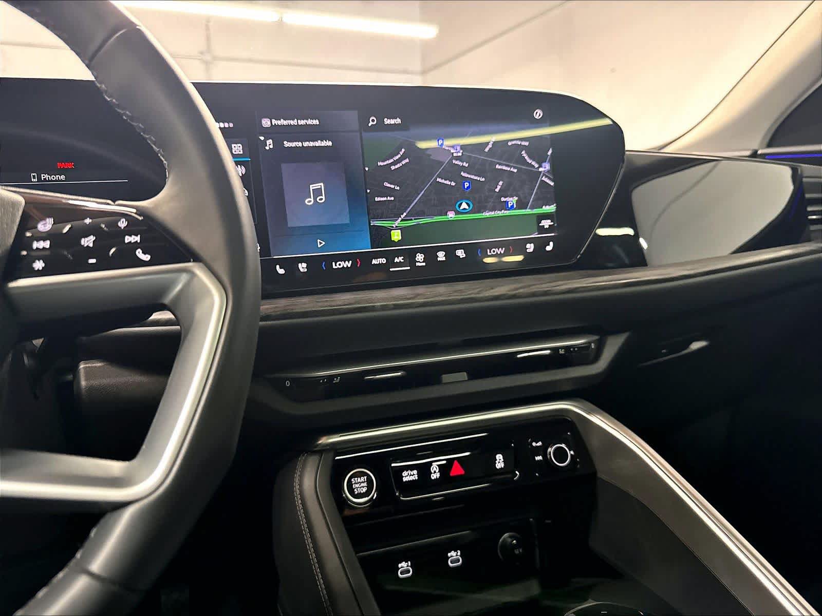 Certified 2025 Audi Q5 Premium Plus w/ Premium Plus AWD/4WD image 9