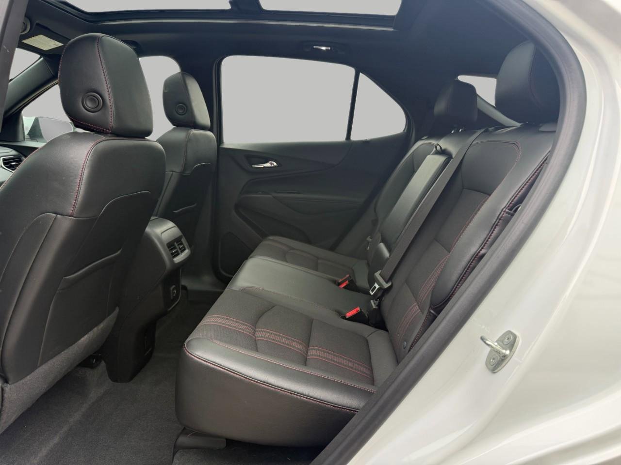 Used 2023 Chevrolet Equinox RS image 26