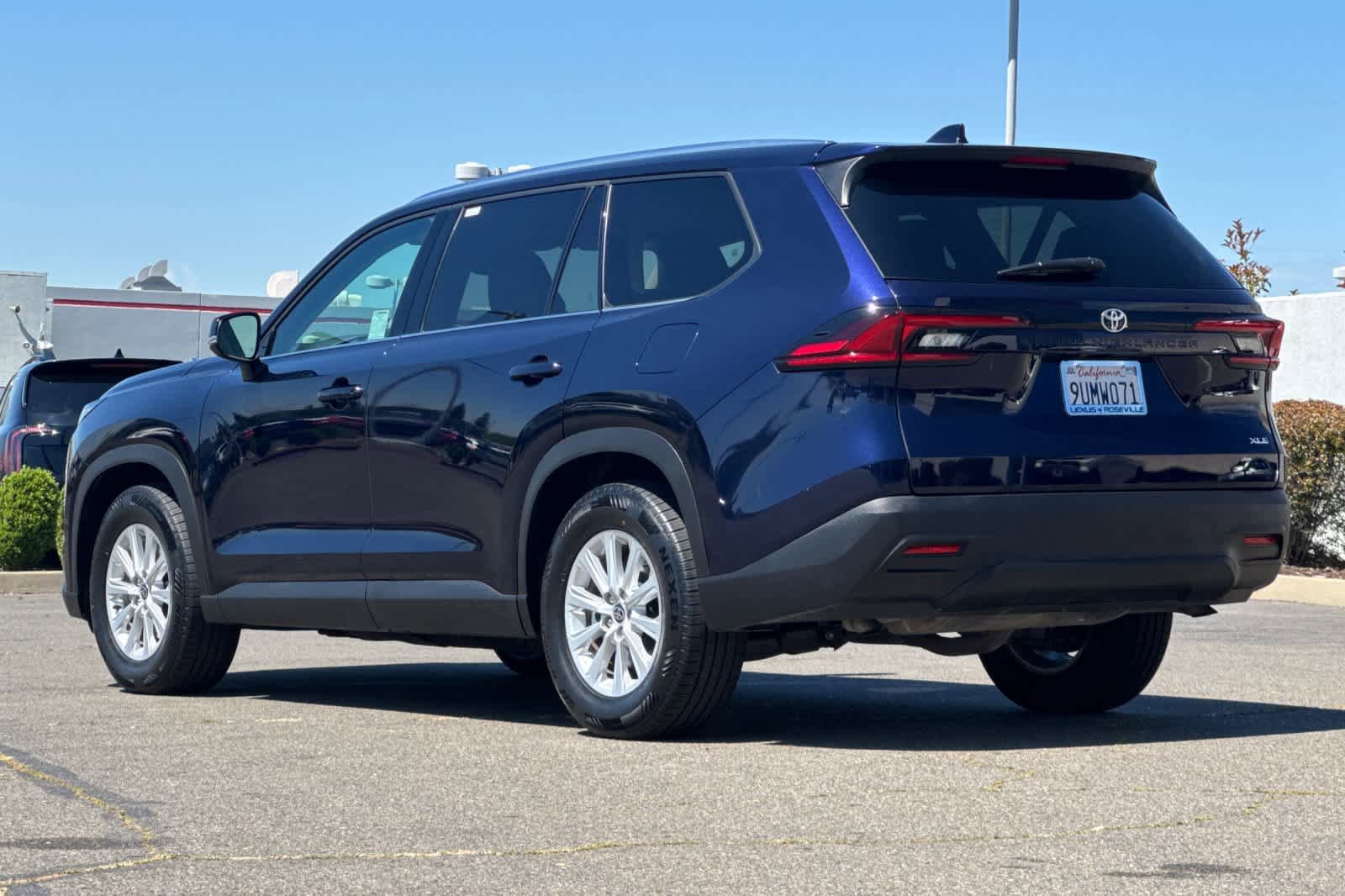 Used 2025 Toyota Grand Highlander FWD image 7