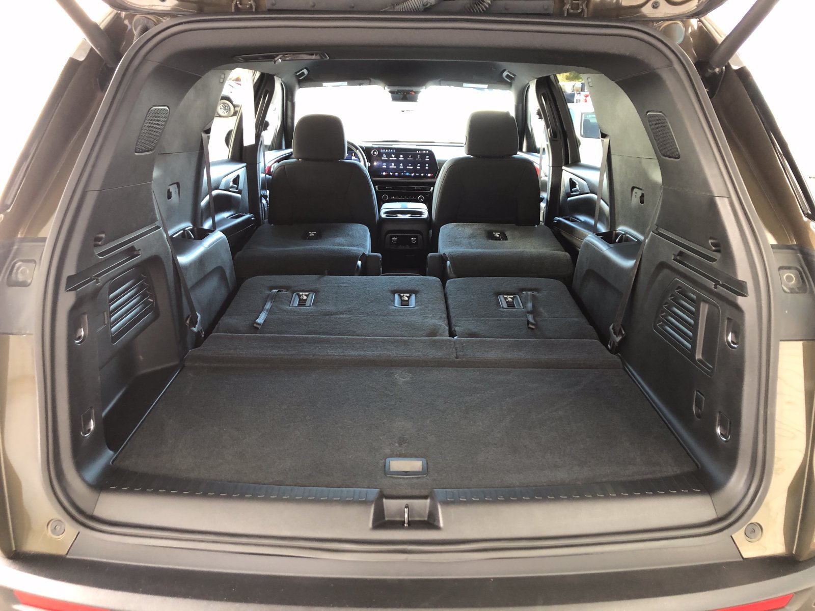 Used 2024 Chevrolet Traverse Z71 w/ Enhanced Driving Package AWD/4WD image 10